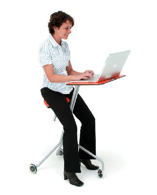 La tablette pour PC siège à roulette : le scooterdesk